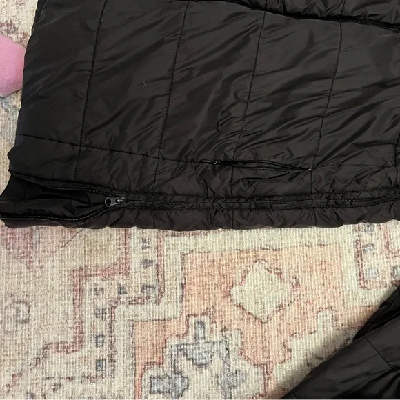 GAP Black Puffer Jacket - Picture 5 of 5